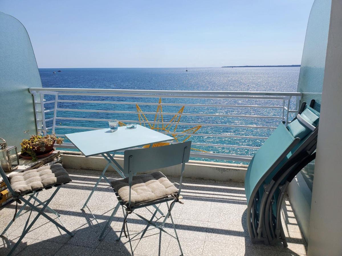 Le Soleil Apartment ฌวง-เลส์-แป็งส์ ภายนอก รูปภาพ